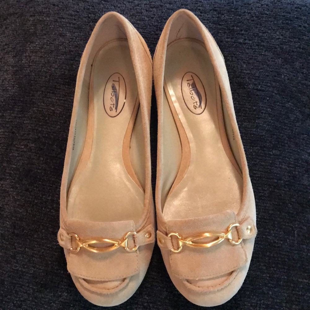 Talbots tan suede loafers- size 7AA